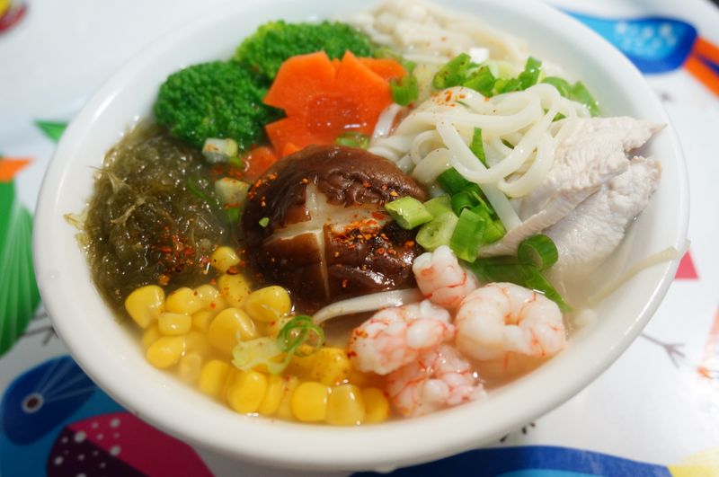 雞高湯蔬菜麵