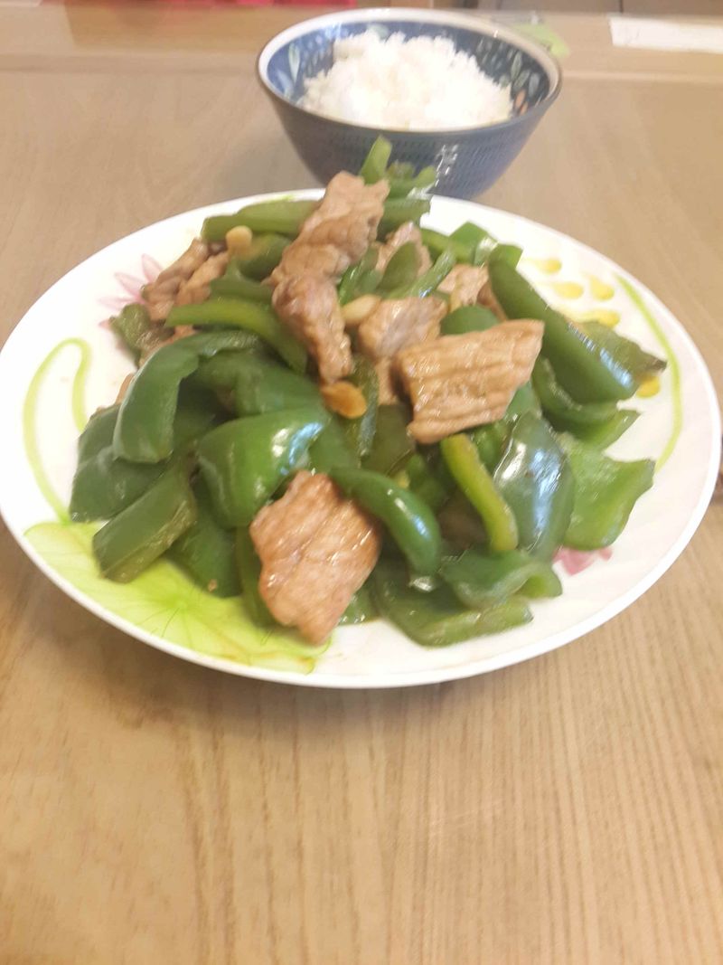 青椒炒肉