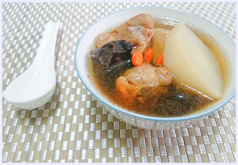 黑菜脯雞湯