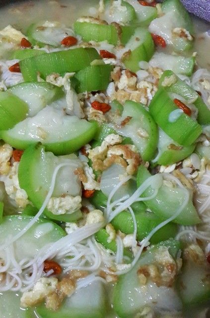 蛋酥絲瓜麵線