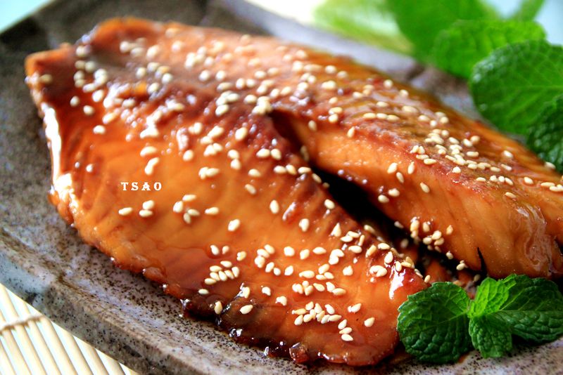 蒲燒鯛魚片