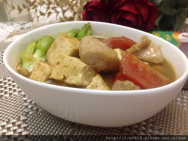 綠咖哩豆腐松板豬(穀盛綠咖哩)