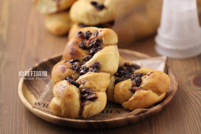 紅豆牛奶「布丁」麵包