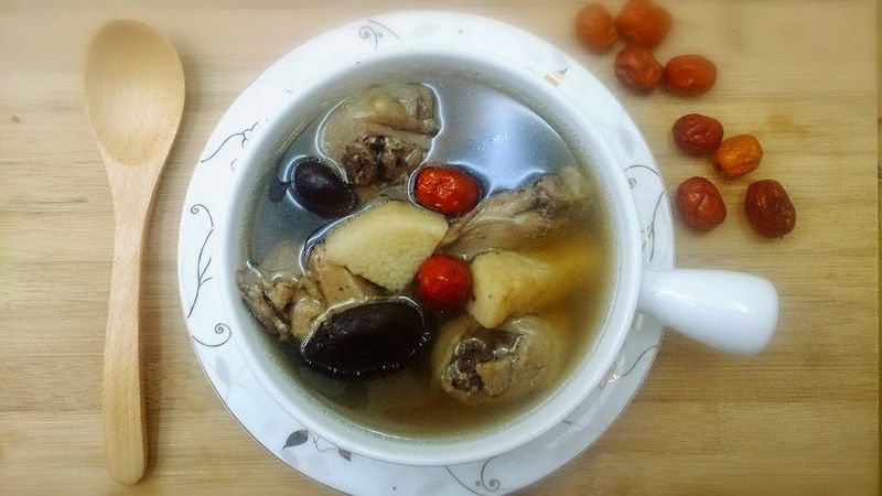 美容褒湯〜山藥紅棗香菇雞
