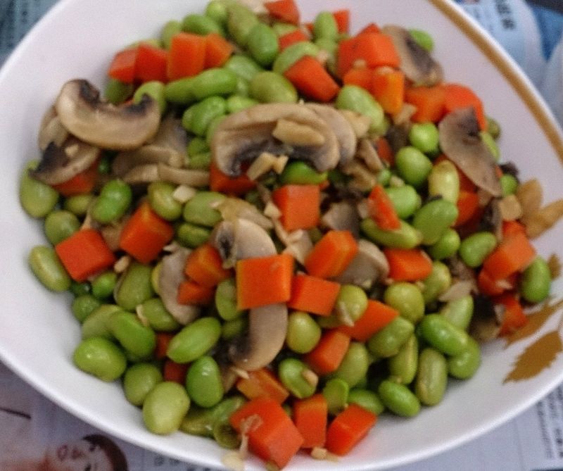 毛豆炒蘑菇