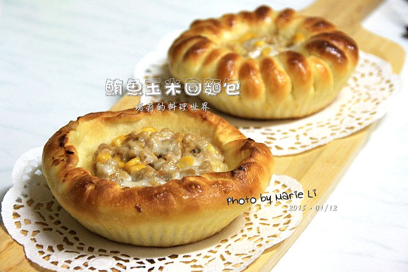 裙擺搖曳~《鮪魚玉米圓麵包》