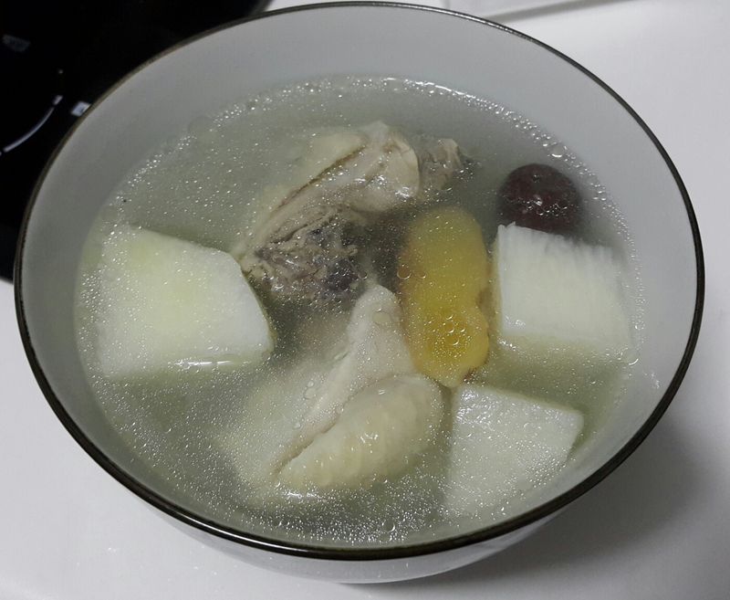 紅棗山藥雞湯