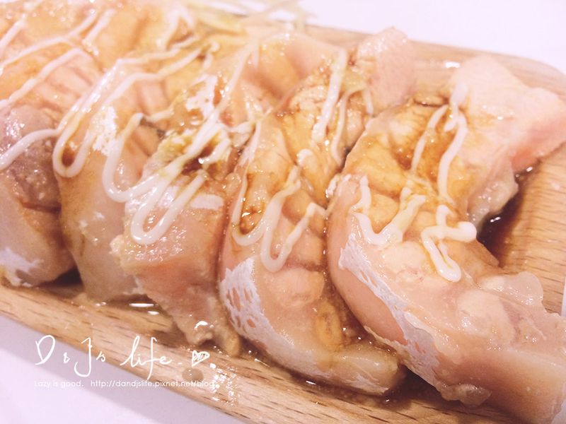 入口即化的香煎鮭魚肚(五分鐘料理)
