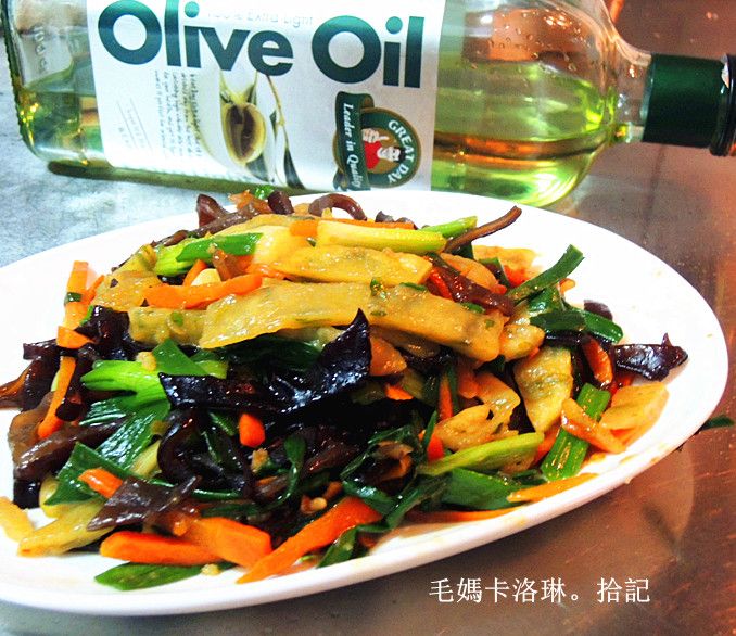 蔥油餅炒三絲
