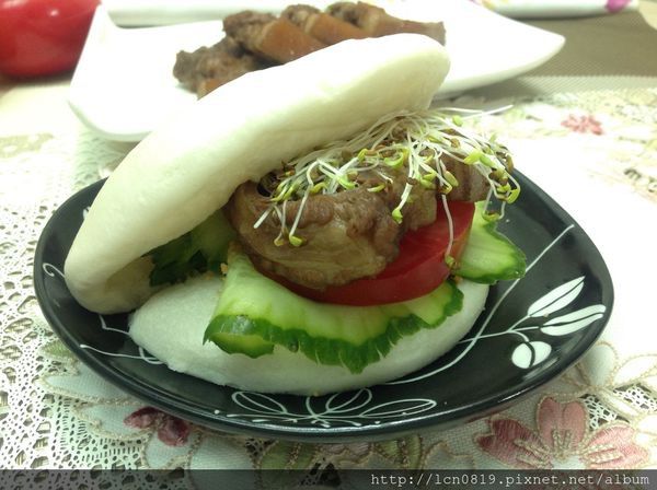 蔬食爌肉刈包