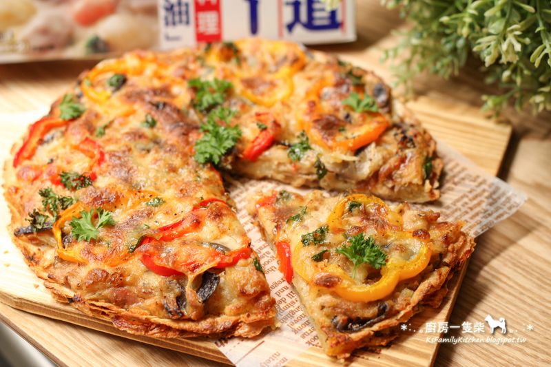 蛋餅皮做Pizza!白醬鮪魚披薩脆餅~♪