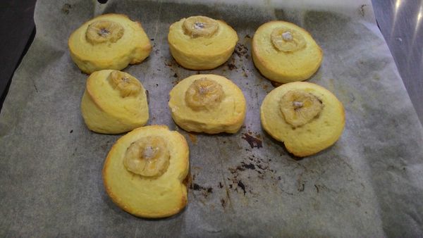 【手作】香蕉捲司康