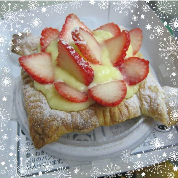 手作酥皮卡士達草莓派