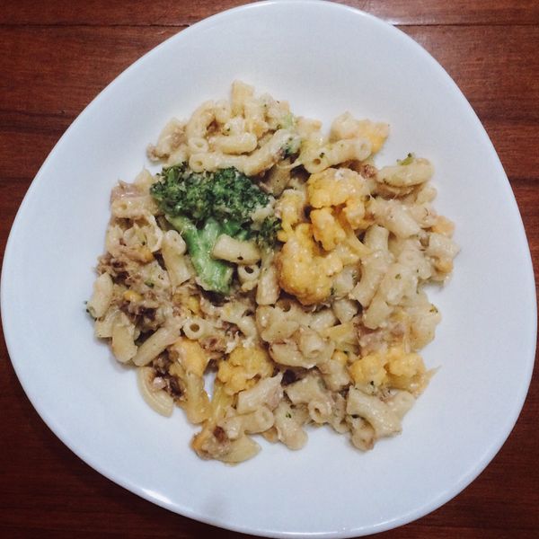 奶香綠椰鮪魚通心麵