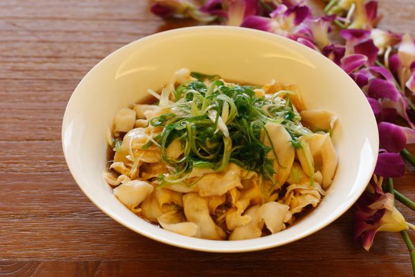 廣式油淋金銀蚌(象拔蚌)