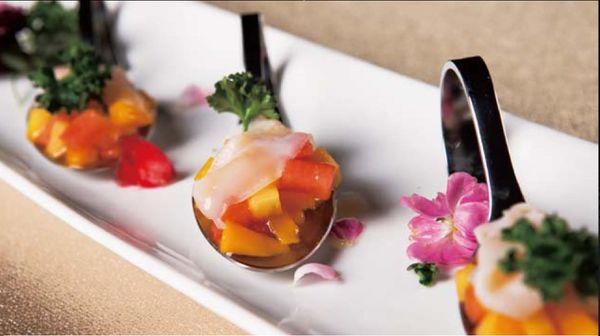 繽紛百果玉珍蚌(象拔蚌)