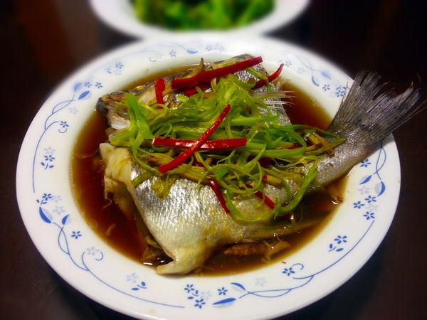 清蒸鱸魚(大同電鍋)