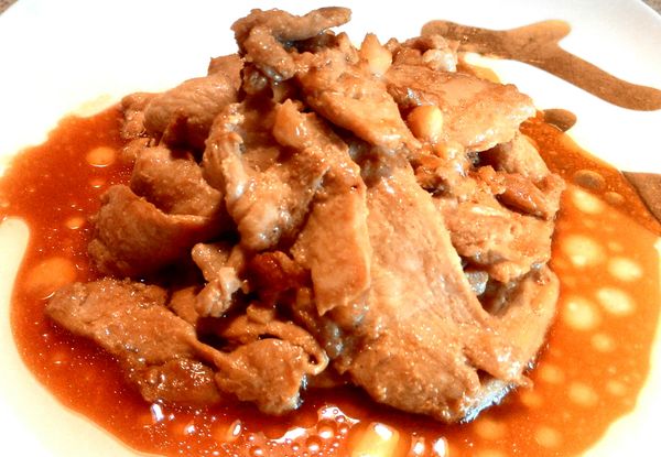 蒜燒檸檬。雞肉片