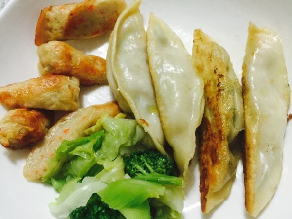 鍋貼便當😘😘❤️