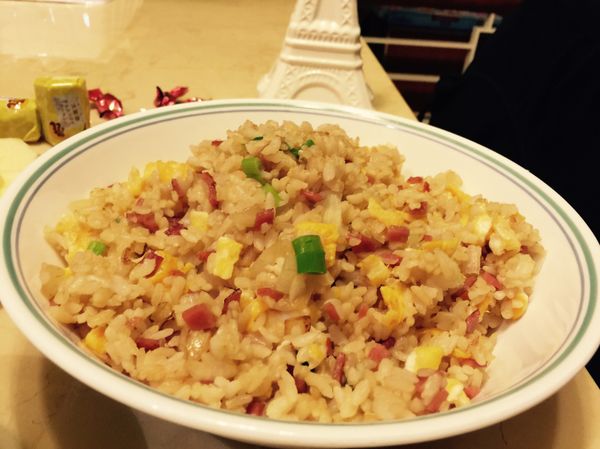 火腿蛋炒飯～～