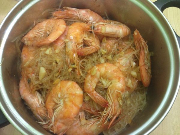 鮮蝦粉絲煲
