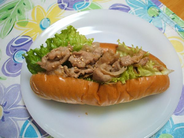 長野家-薑燒肉麵包