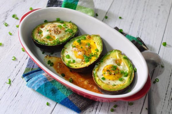 牛油果焗蛋