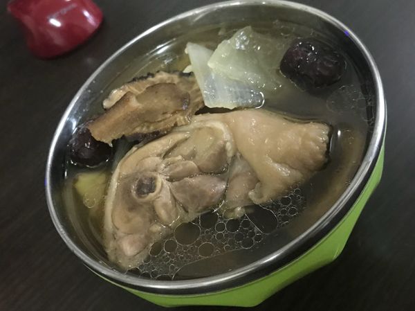 涼補洋蔥菇類雞湯