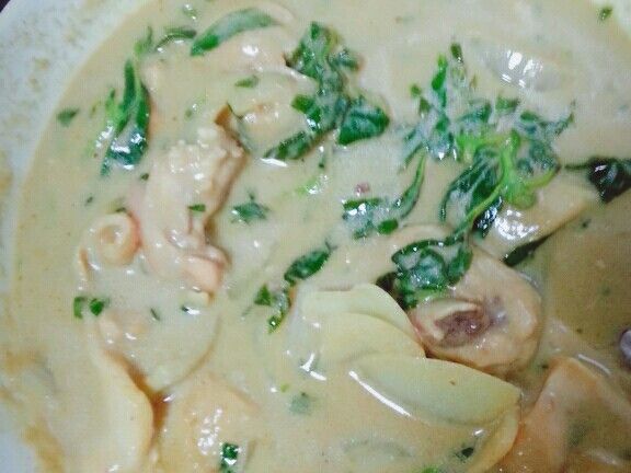 泰式雞肉青咖哩