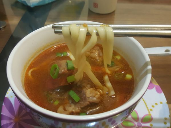 蕃茄牛肉麵