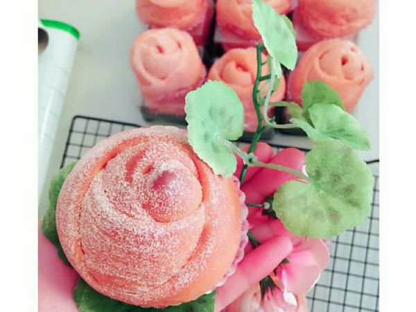 夢幻情人玫瑰花麵包