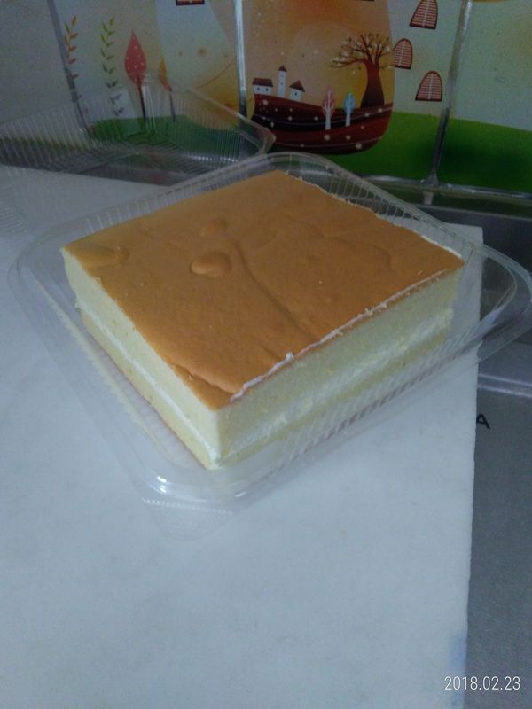 卡羅諾曼第牛奶蛋糕