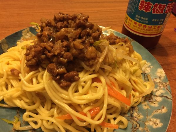 台中炒麵（肉燥炒麵）
