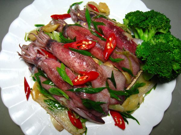 【天鱻鹹小卷】蒜苖炒小卷