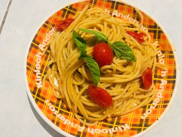 西西里鯷魚番茄義大利麵