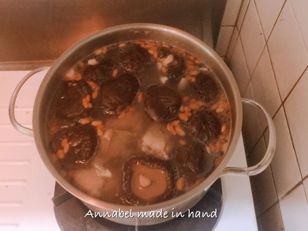 補氣香菇雞湯🐓