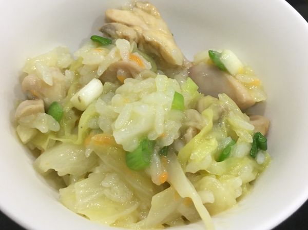蒜香高麗菜雞肉飯