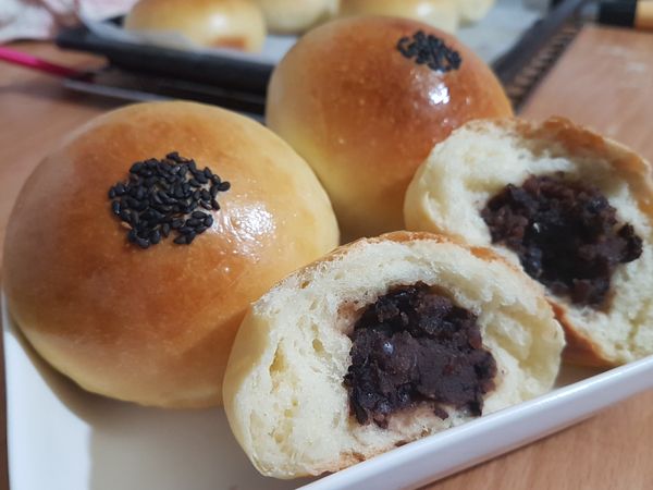 軟綿綿紅豆麵包🤗