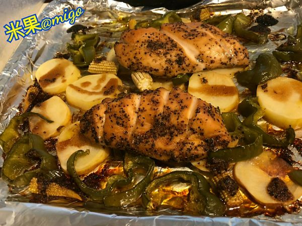 羅勒雞胸肉烤蔬菜