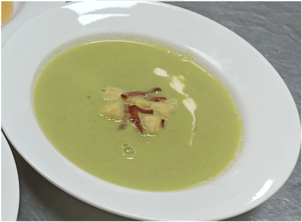 青豆仁濃湯附麵包丁