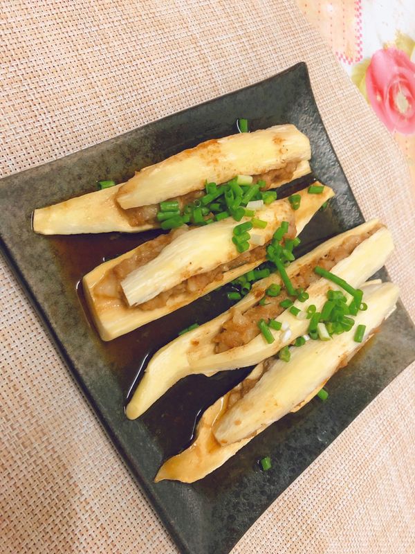 醬燒絞肉筊白筍_蔬食漢堡堡這麼厲害