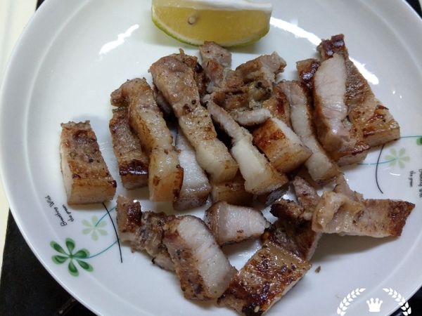 自製蒜香鹹豬肉