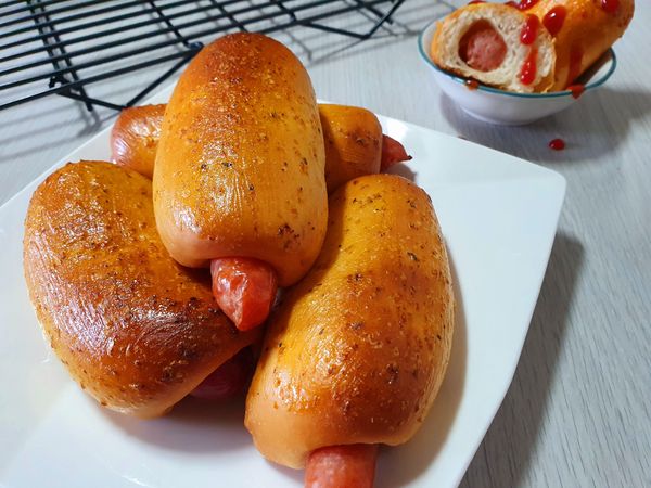 🔥柔軟🔥蒜香香腸包