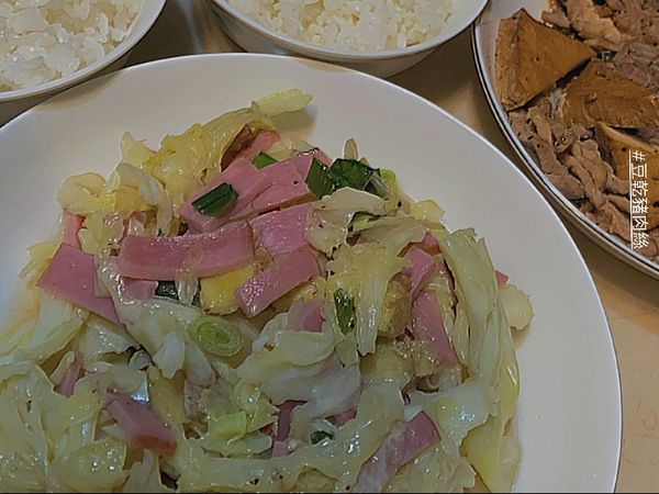 火腿薑絲高麗菜