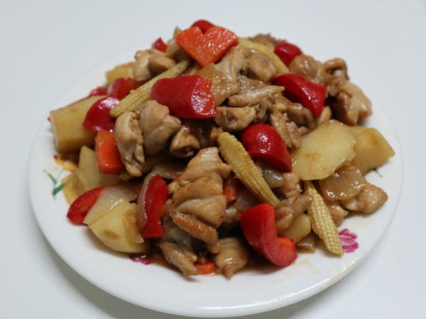 醬油炒雞