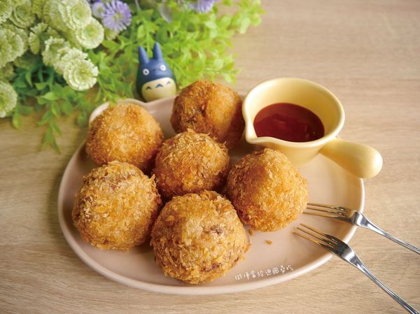 創意粽子吃法-酥炸糯米丸子