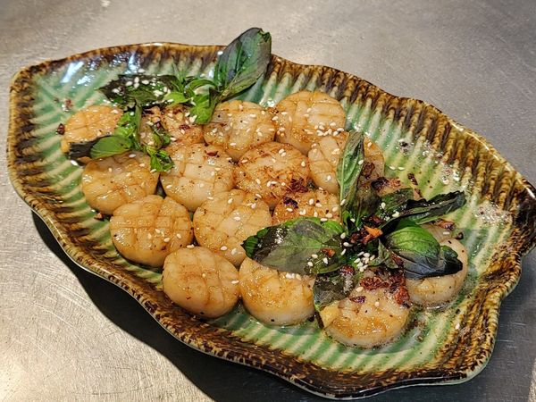 塔香奶油煎干貝