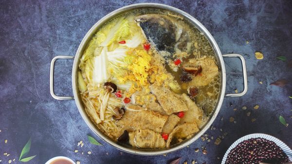 商業級別的砂鍋魚頭鍋~用湯底粉輕鬆做