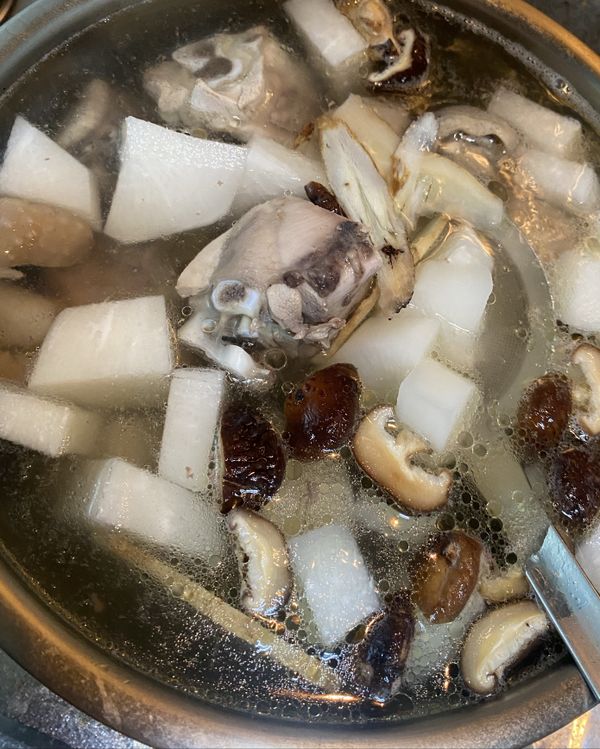 黃耆黨森雞湯