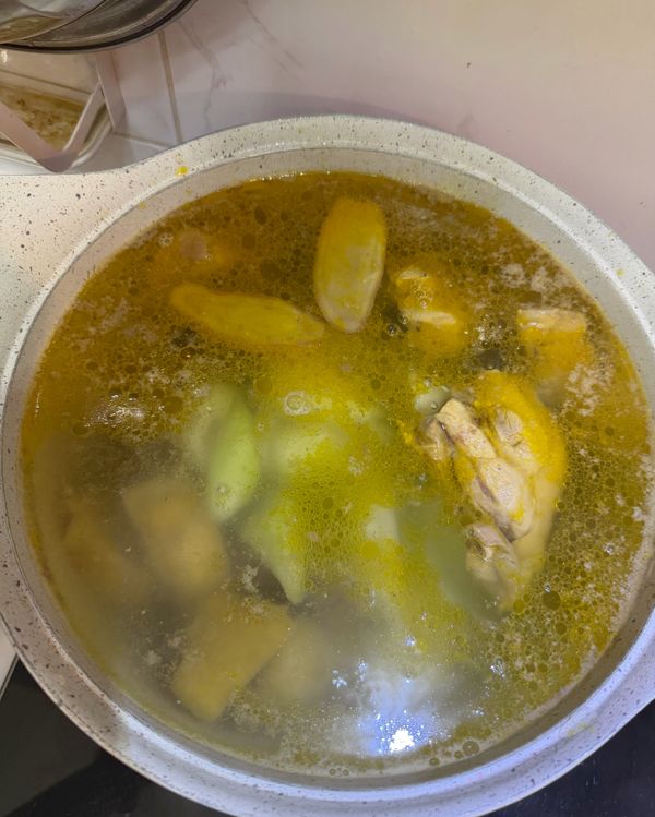 冬季限定—刈菜心雞湯